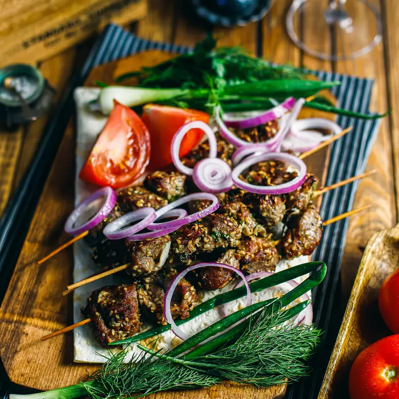 Маринад для баранины с кунжутным маслом, зирой и кинзой — курс «Много мяса»